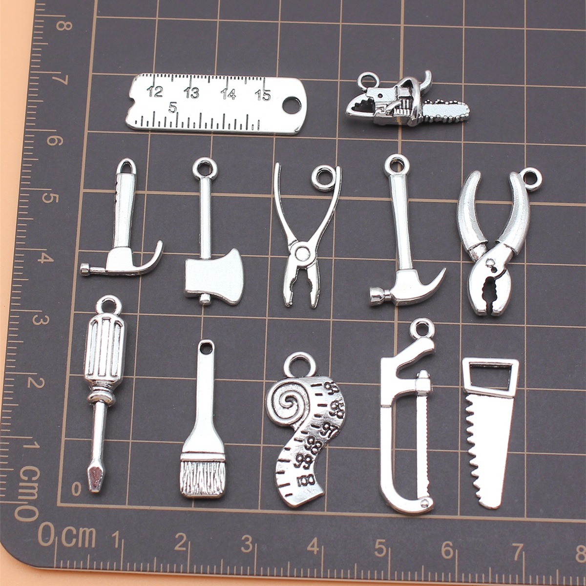 12 szt. Narzędzia w kolorze an – Collectible Vintage Tools recenzja i cena
